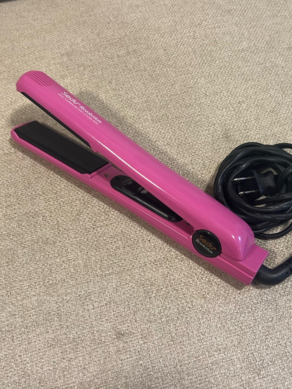 Sedu Revolution Nano Tourmaline Ionic Flat Iron Hair Straightener – Pink